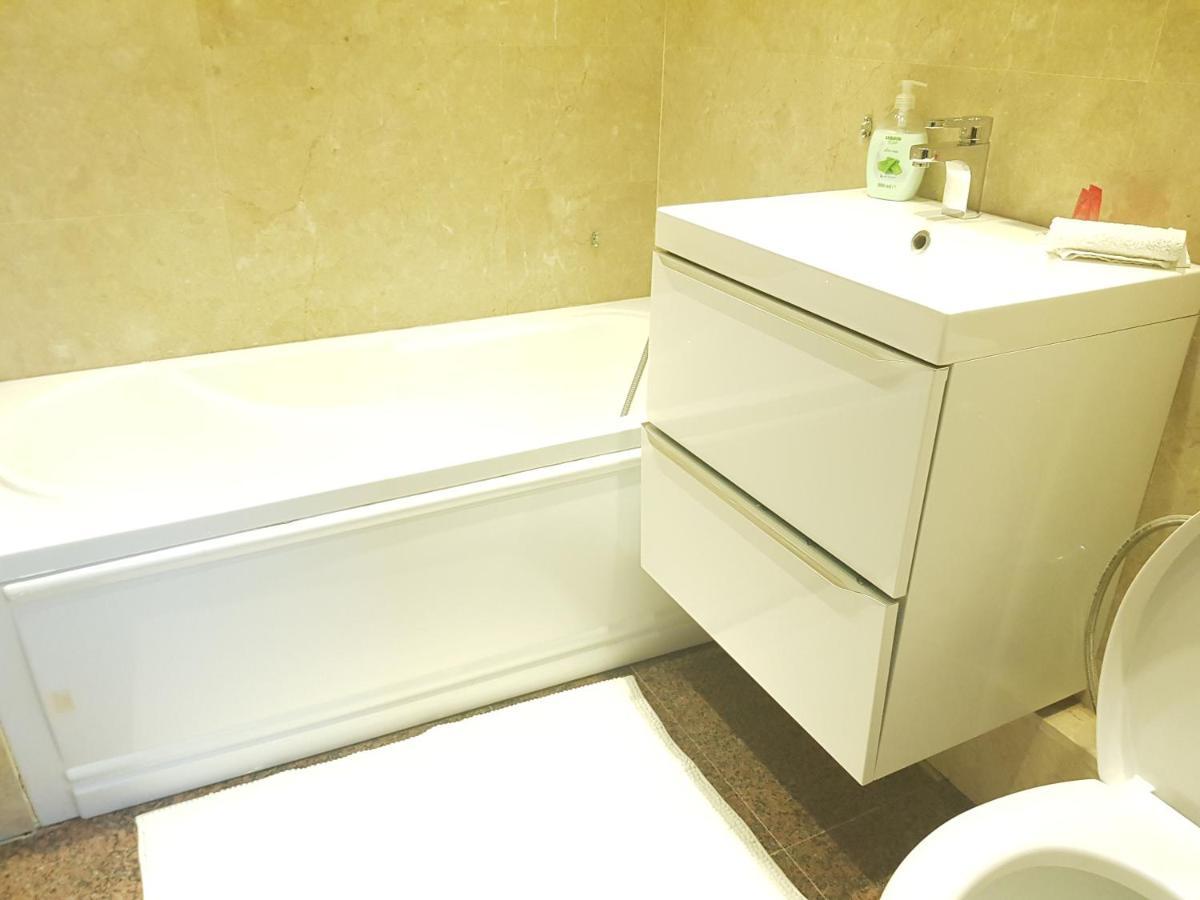 Ritmului Mega Mall Studio Bukarest Kültér fotó